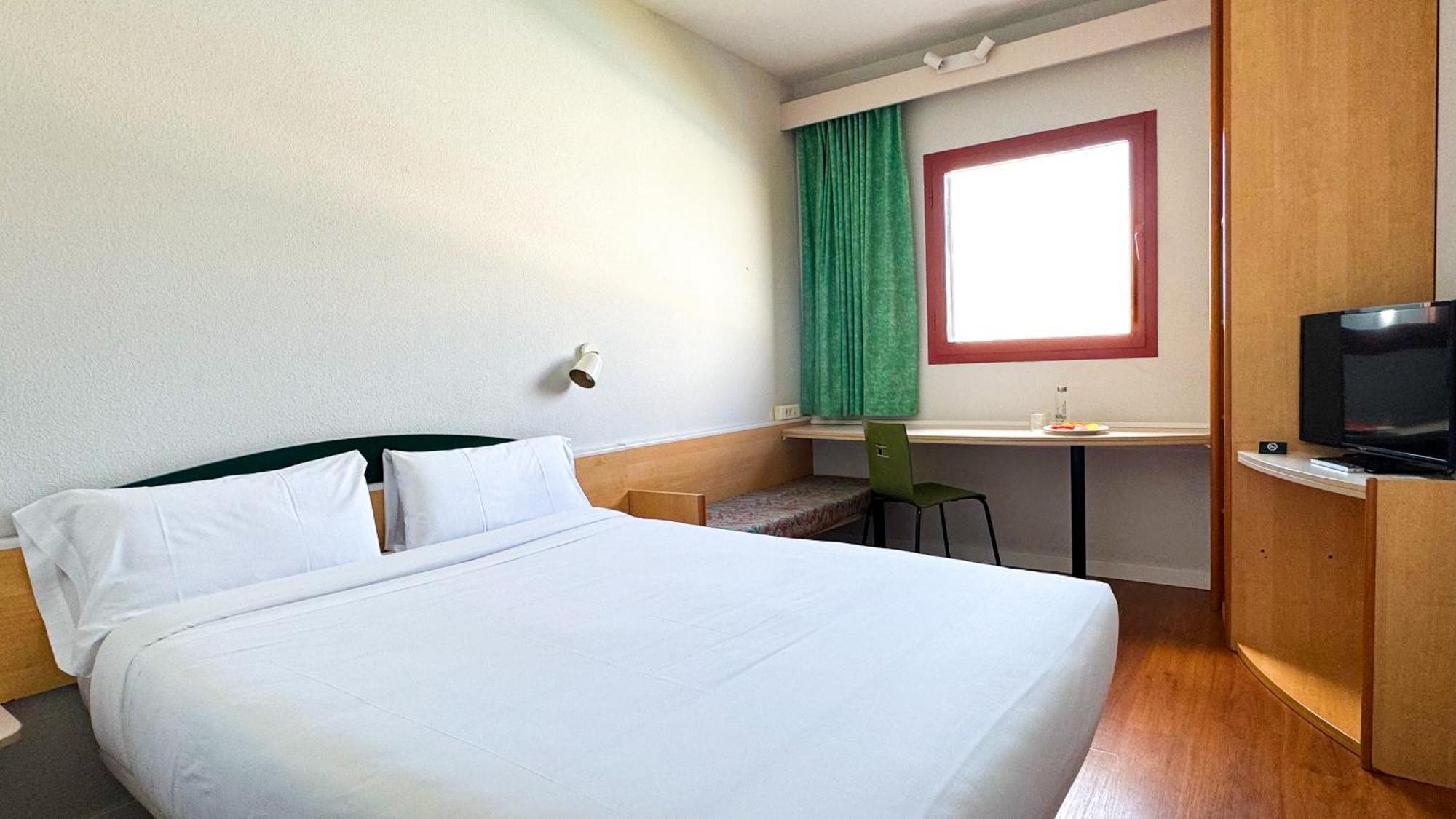 Hotel Iris غواذالاخارا المظهر الخارجي الصورة