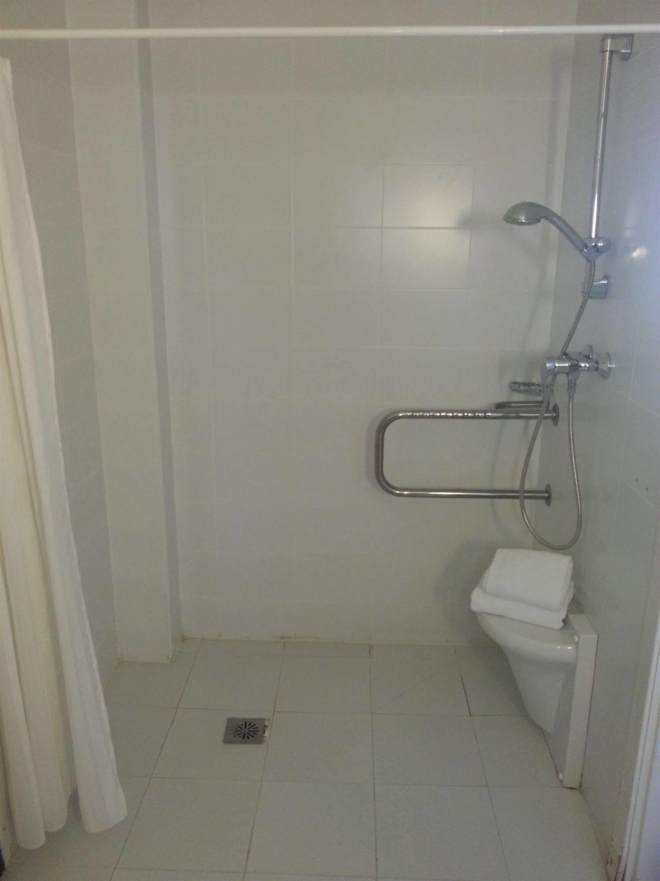 Hotel Iris غواذالاخارا المظهر الخارجي الصورة