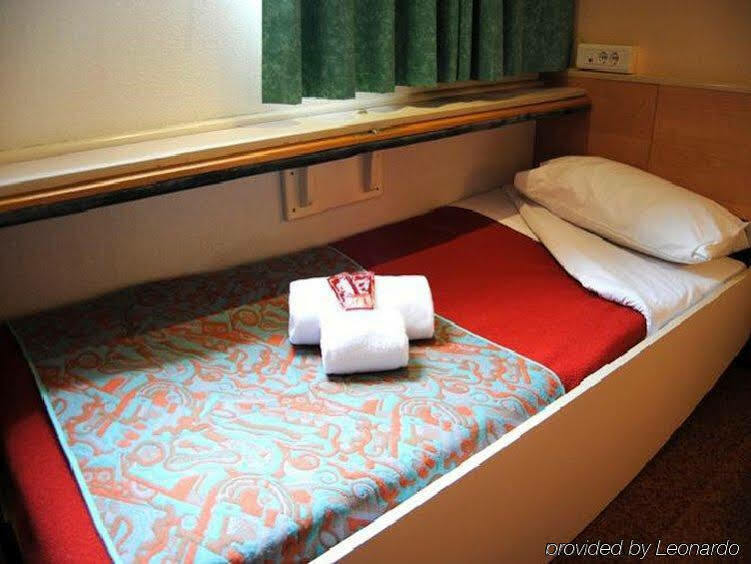 Hotel Iris غواذالاخارا المظهر الخارجي الصورة